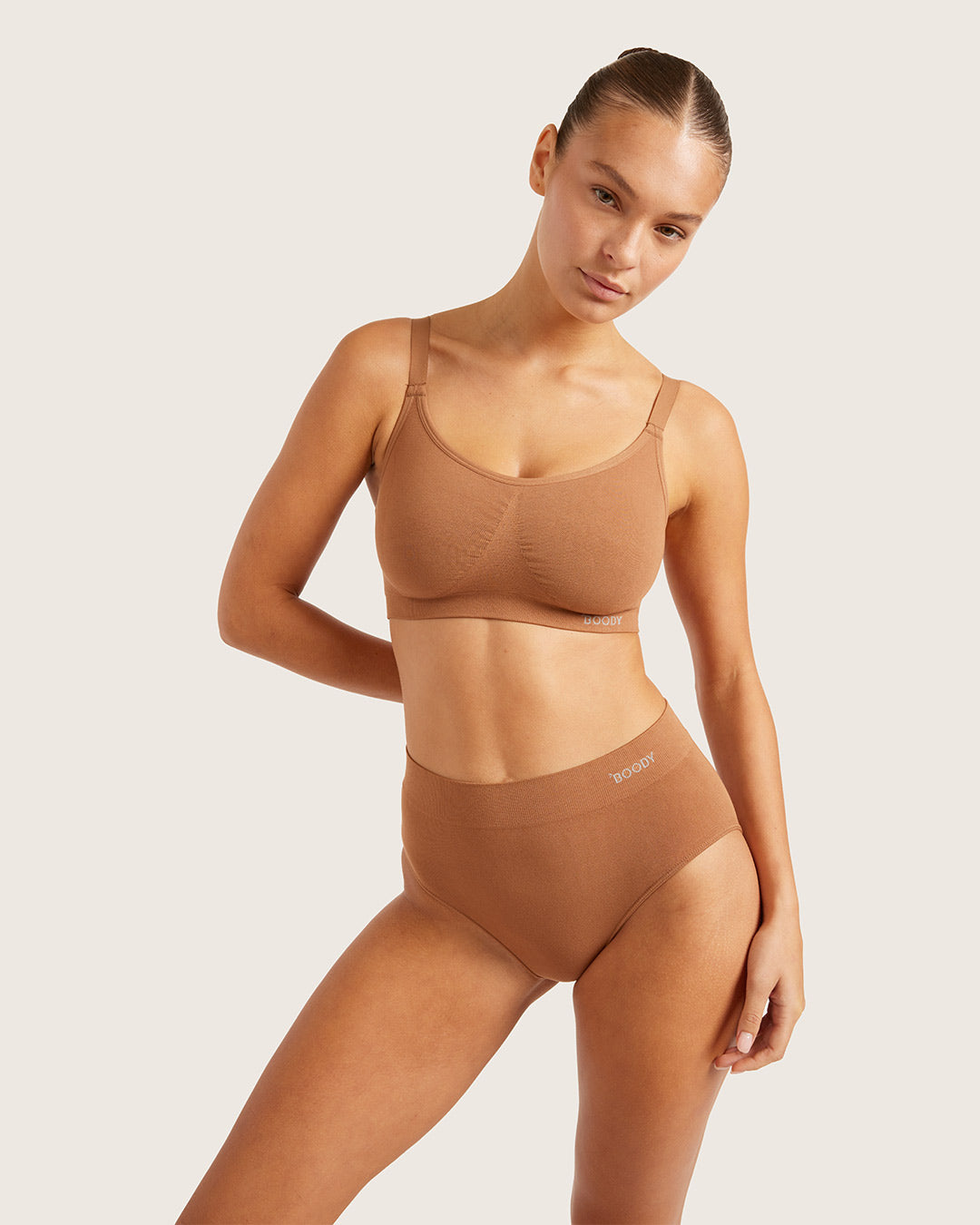 Full Bust Wireless Bra - Maple