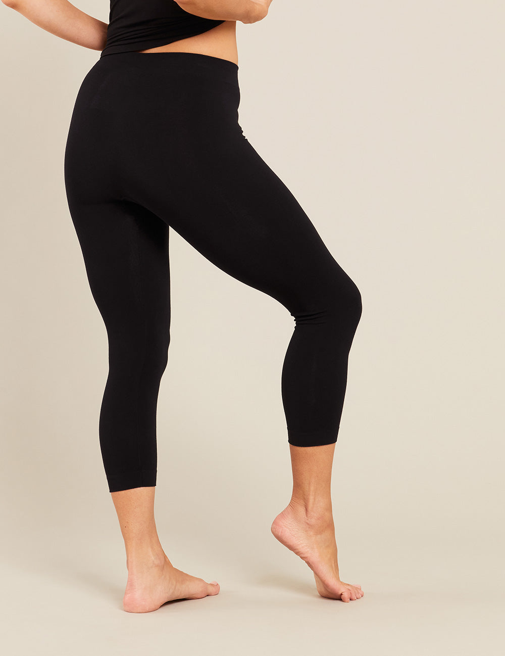 Base Layer 3/4 Leggings - Black