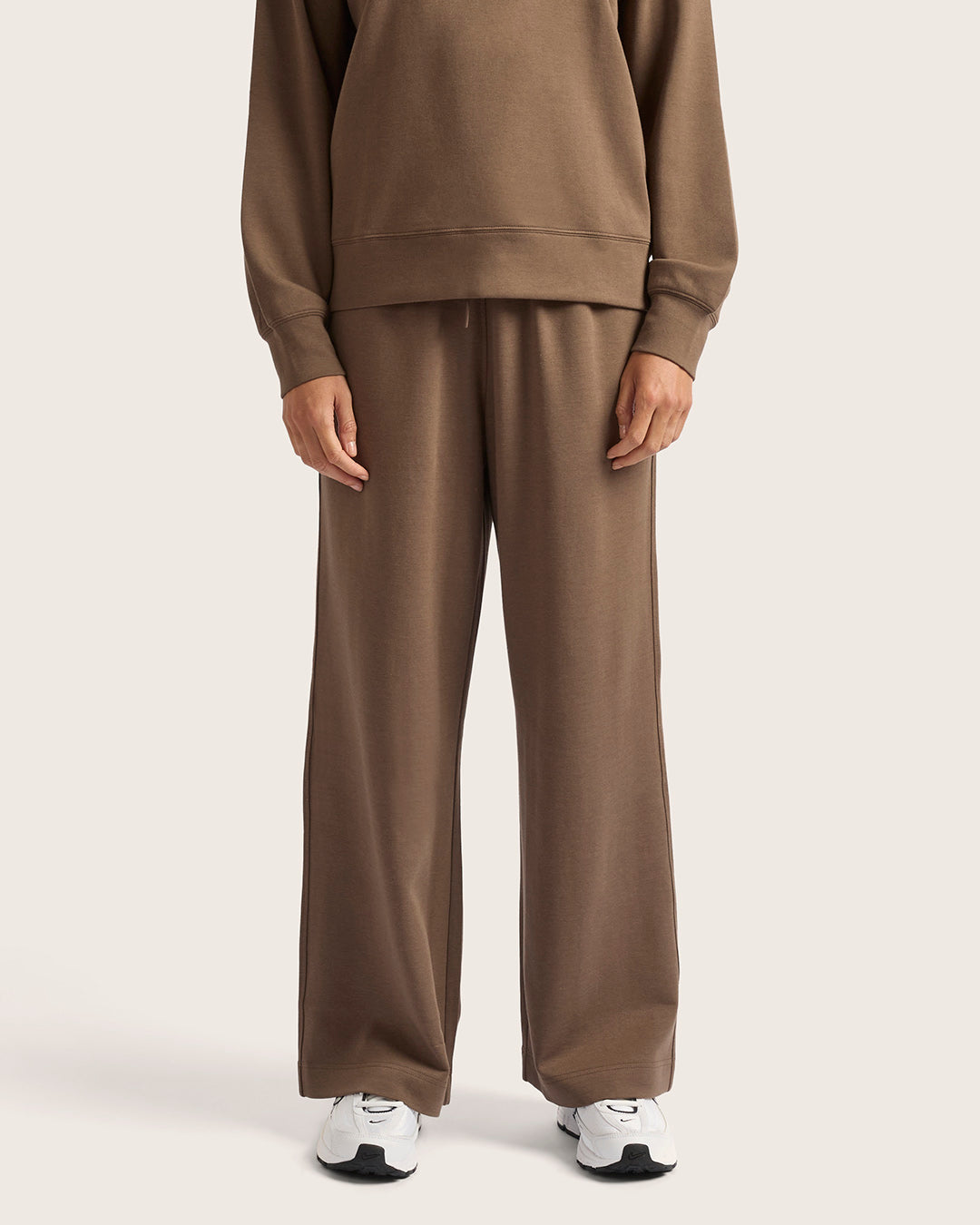 Women's Straight Leg Sweat Pants - Oyster