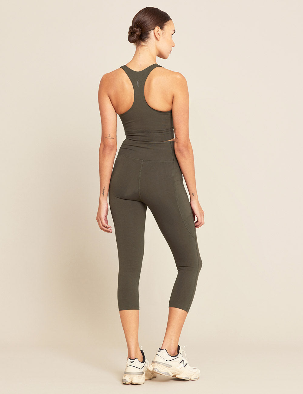Better Bodies -Curve Scrunch Leggings are made to exaggerate your