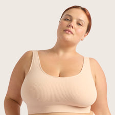 Model's Headshot - Bruna Lapinskas