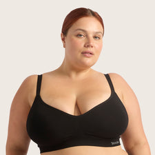 Model's Headshot - Bruna Lapinskas