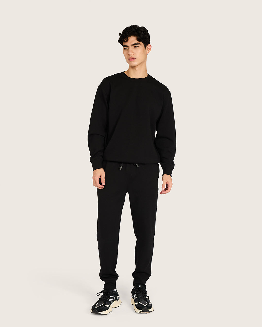 Men's Crew Neck Sweater - Black