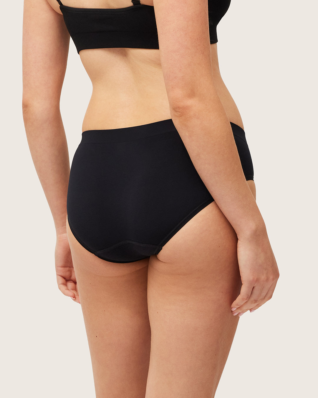 UltraLyte Midi Briefs - Black